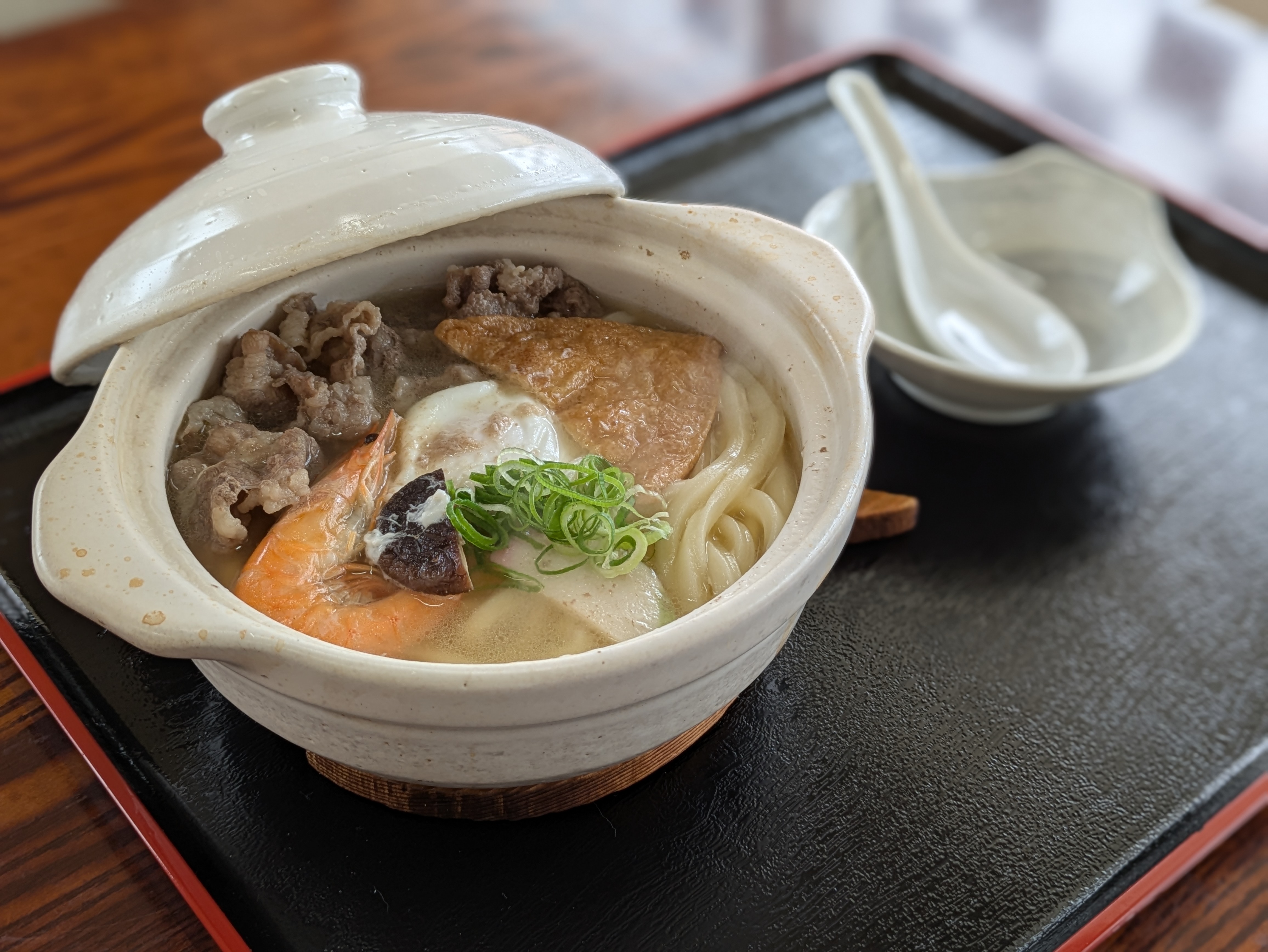 牛）鍋焼きうどん